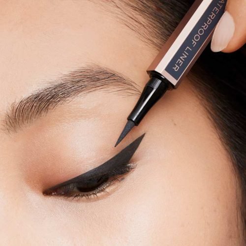 LU14137-EyelinerForBeginners-767x767